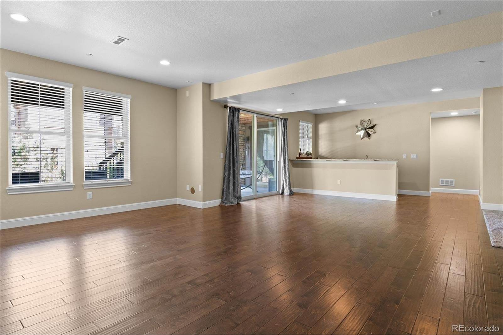 6878 Northstar Ct, Castle Rock, CO 80108