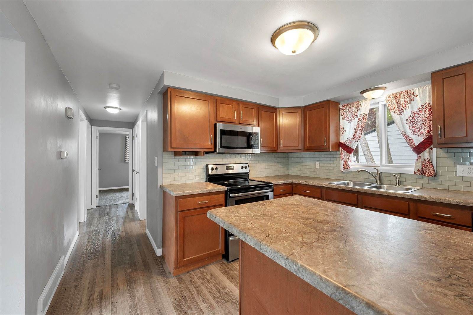 628 Craig Avenue, Green Bay, WI 54301