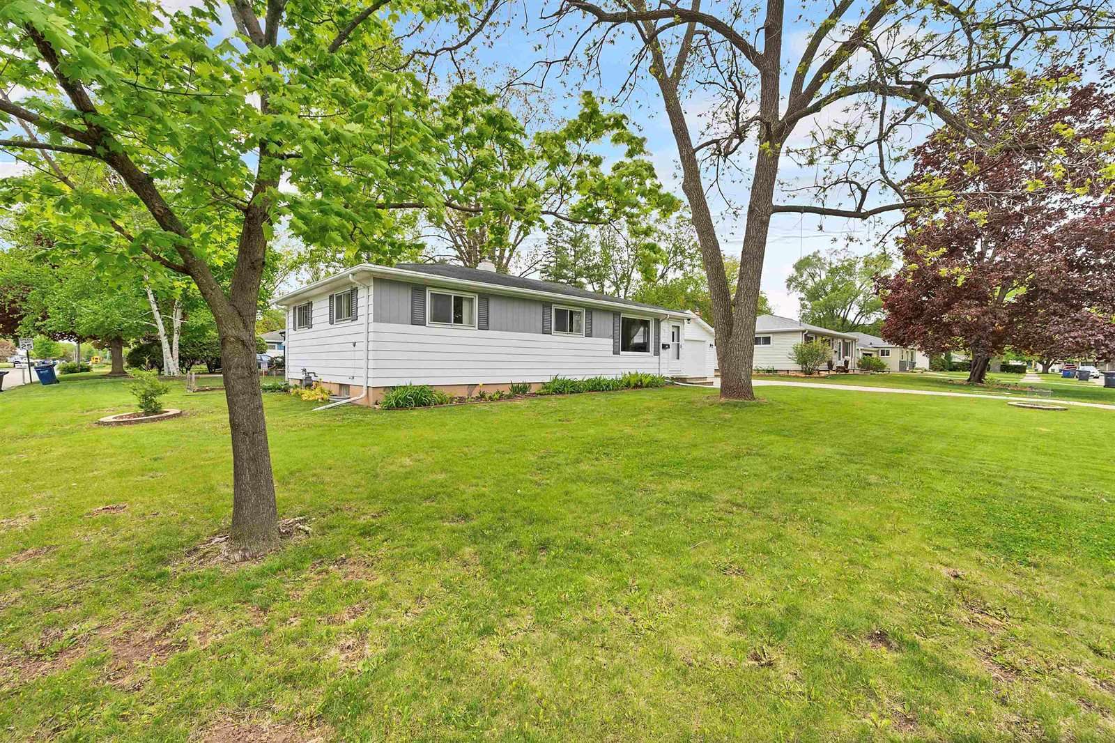 628 Craig Avenue, Green Bay, WI 54301