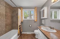 628 Craig Avenue, Green Bay, WI 54301