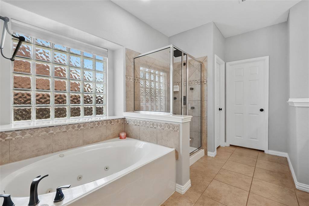 8208 Rock Elm Road, Fort Worth, TX 76131