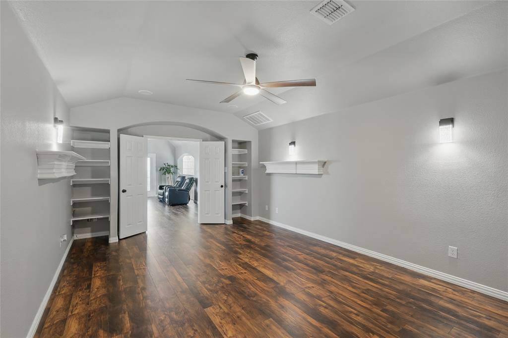 8208 Rock Elm Road, Fort Worth, TX 76131