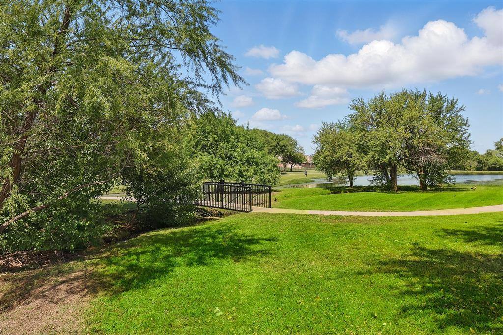 8208 Rock Elm Road, Fort Worth, TX 76131