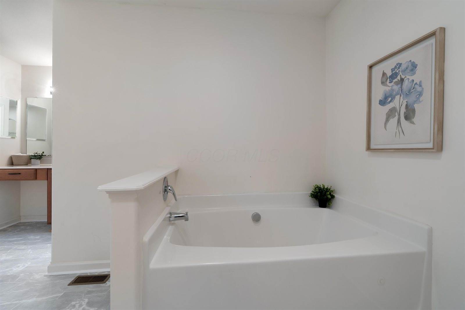 2765 Sussex Place Drive, Grove City, OH 43123