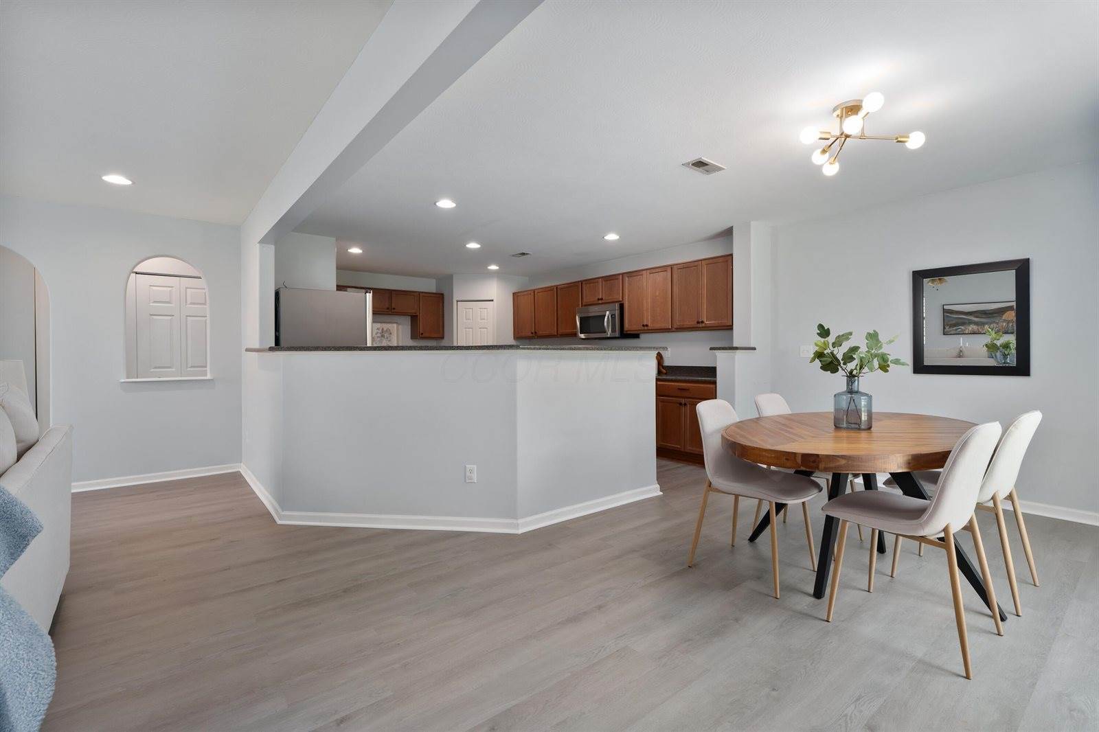 2765 Sussex Place Drive, Grove City, OH 43123