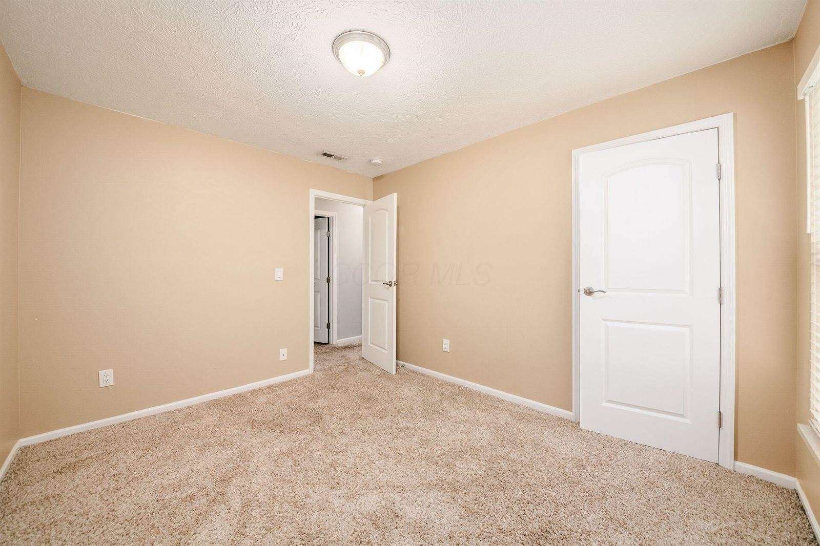 1472 Tall Meadows Drive, Columbus, OH 43223