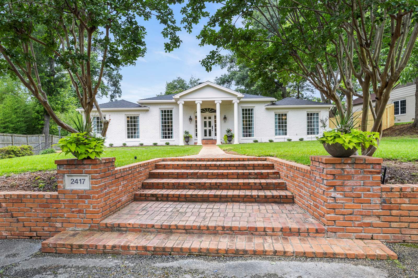 2417 Old Bullard Rd, Tyler, TX 75701