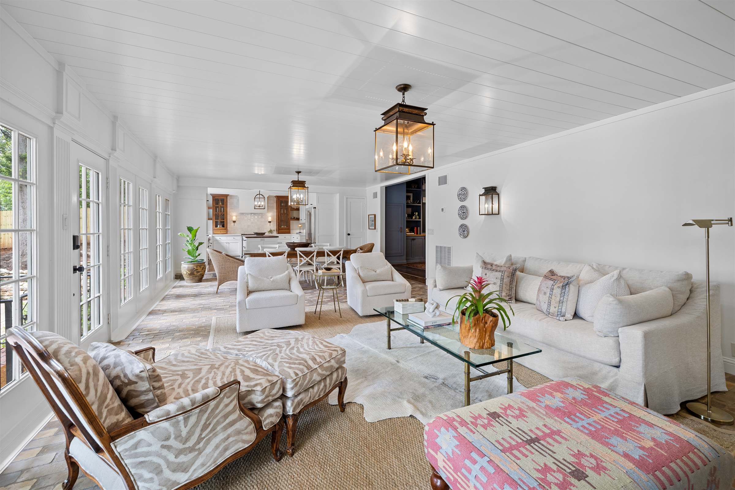 2417 Old Bullard Rd, Tyler, TX 75701