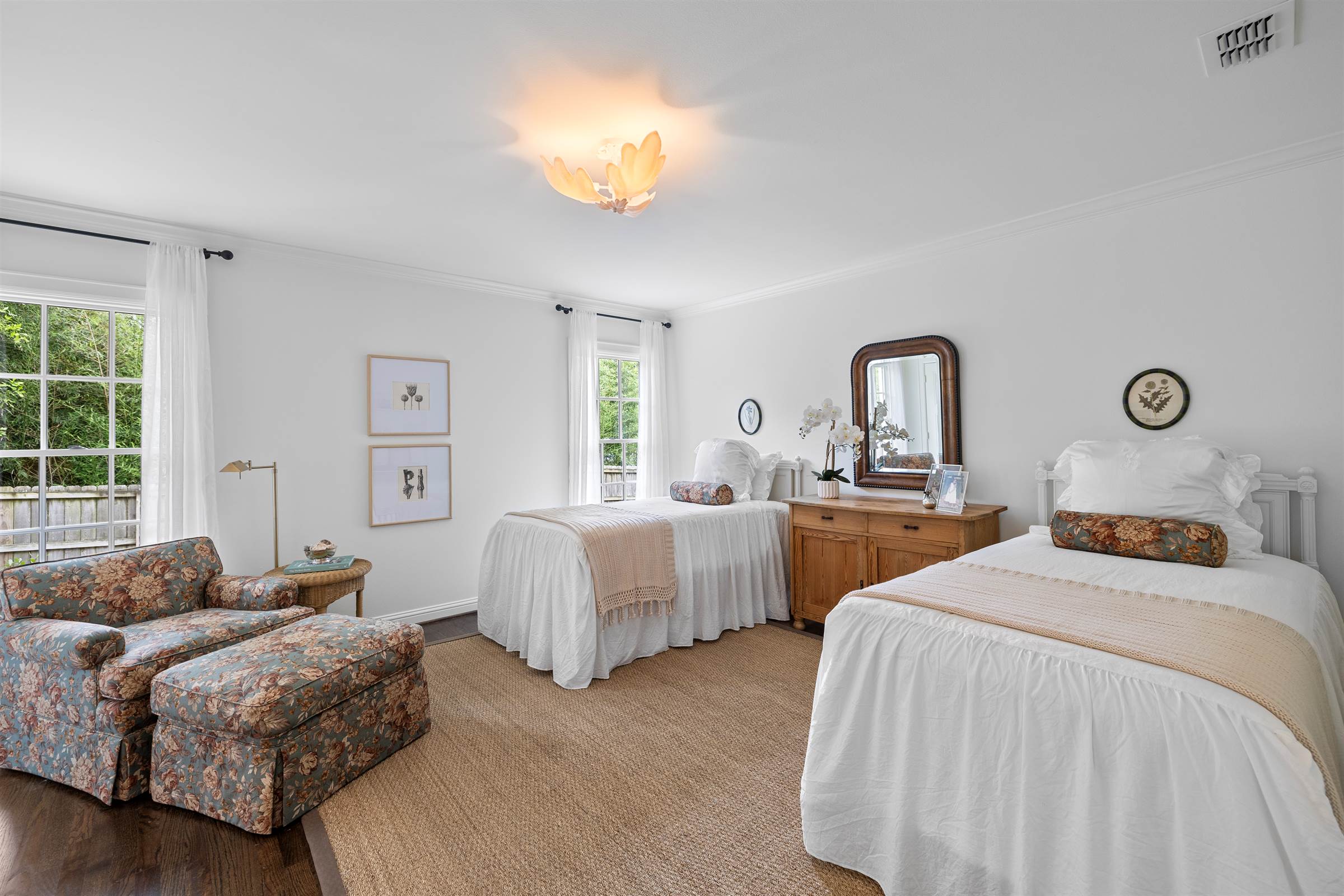 2417 Old Bullard Rd, Tyler, TX 75701