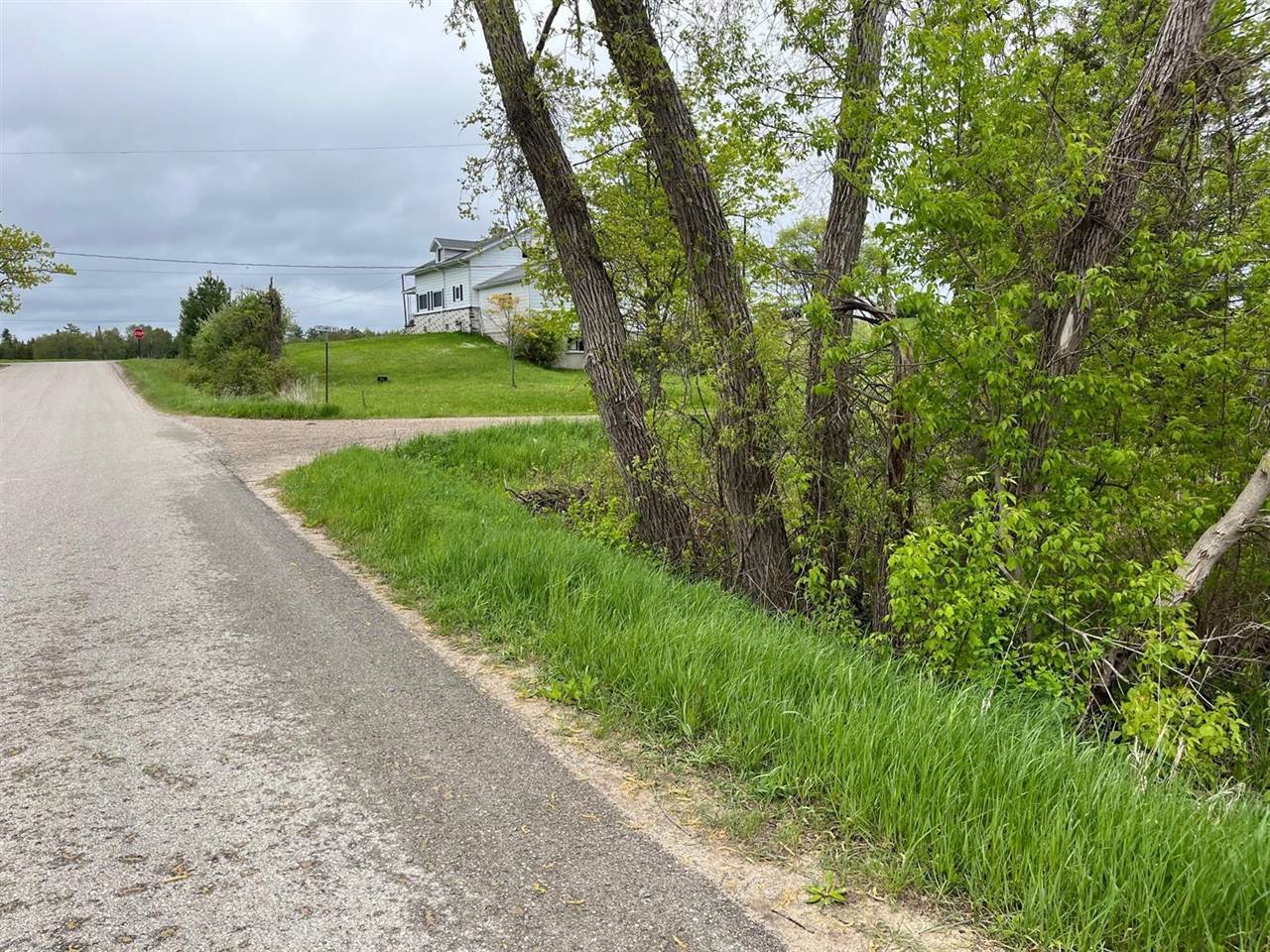 5 & 6 Elm Drive, West Branch, MI 48661