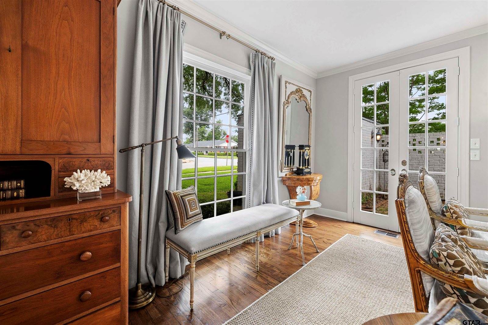 400 E Third St., Tyler, TX 75701