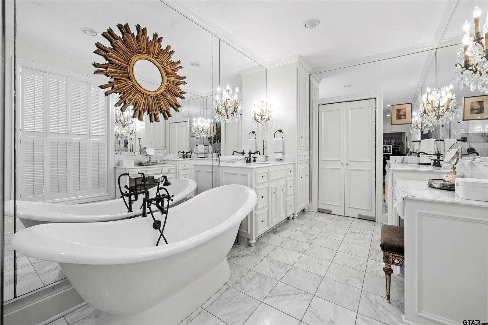 400 E Third St., Tyler, TX 75701