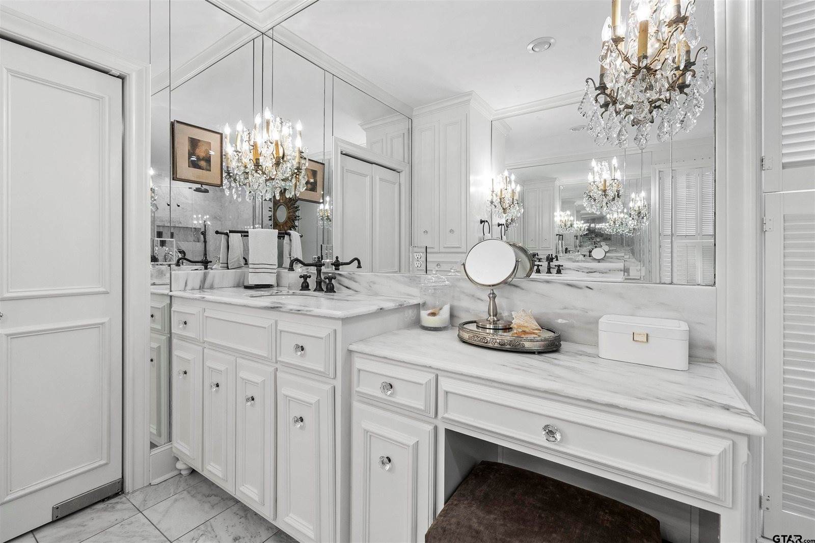 400 E Third St., Tyler, TX 75701