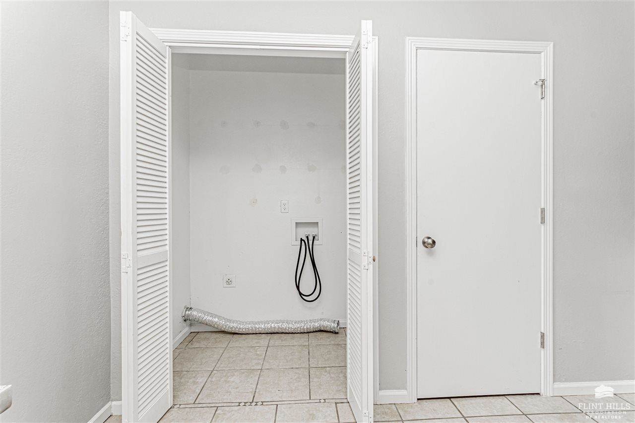 623 West 12th Street, Junction City, KS 66441