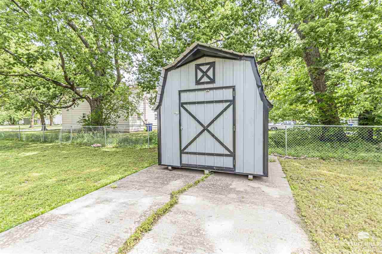 623 West 12th Street, Junction City, KS 66441