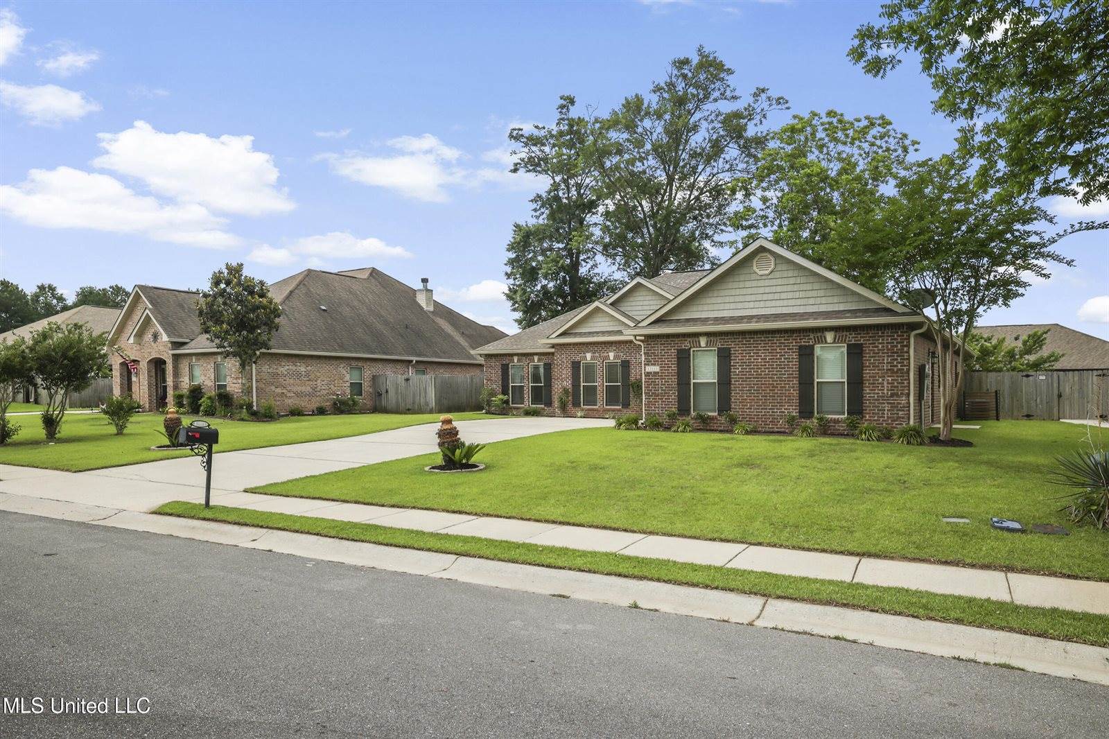 13111 Hawthorn Drive, Biloxi, MS 39532