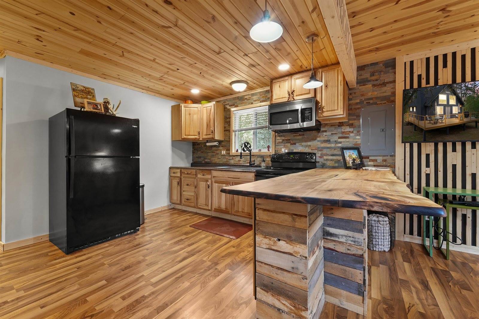 7028 Merrio Road, Grayling, MI 49738