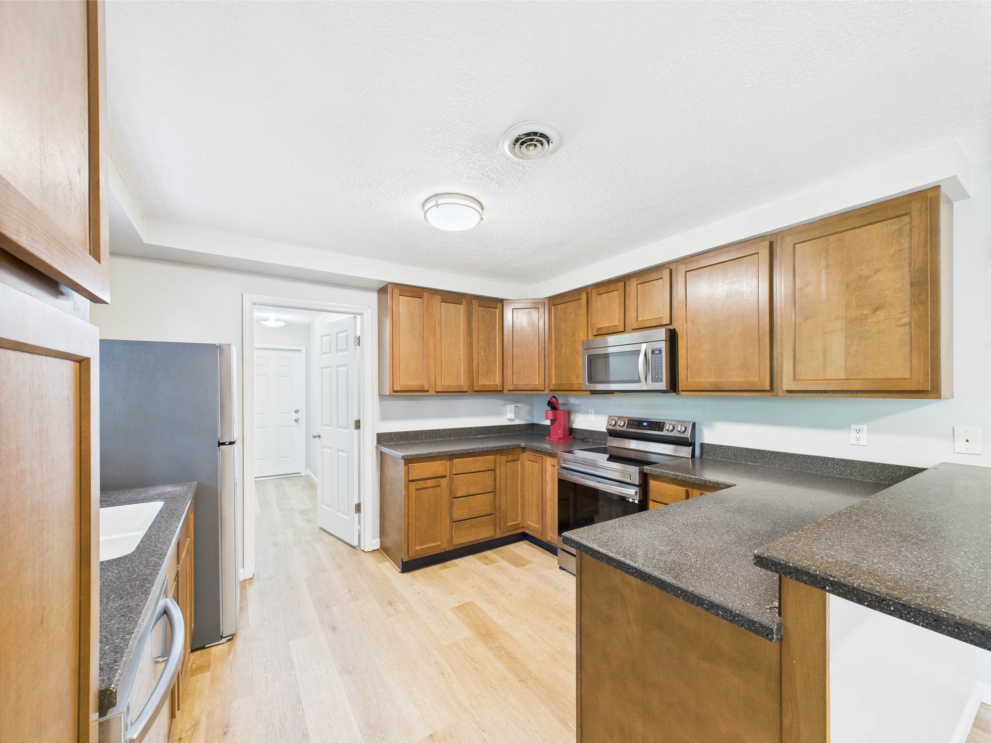 16530 Hardwood Lane, Saint Robert, MO 65584