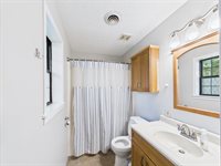 16530 Hardwood Lane, Saint Robert, MO 65584