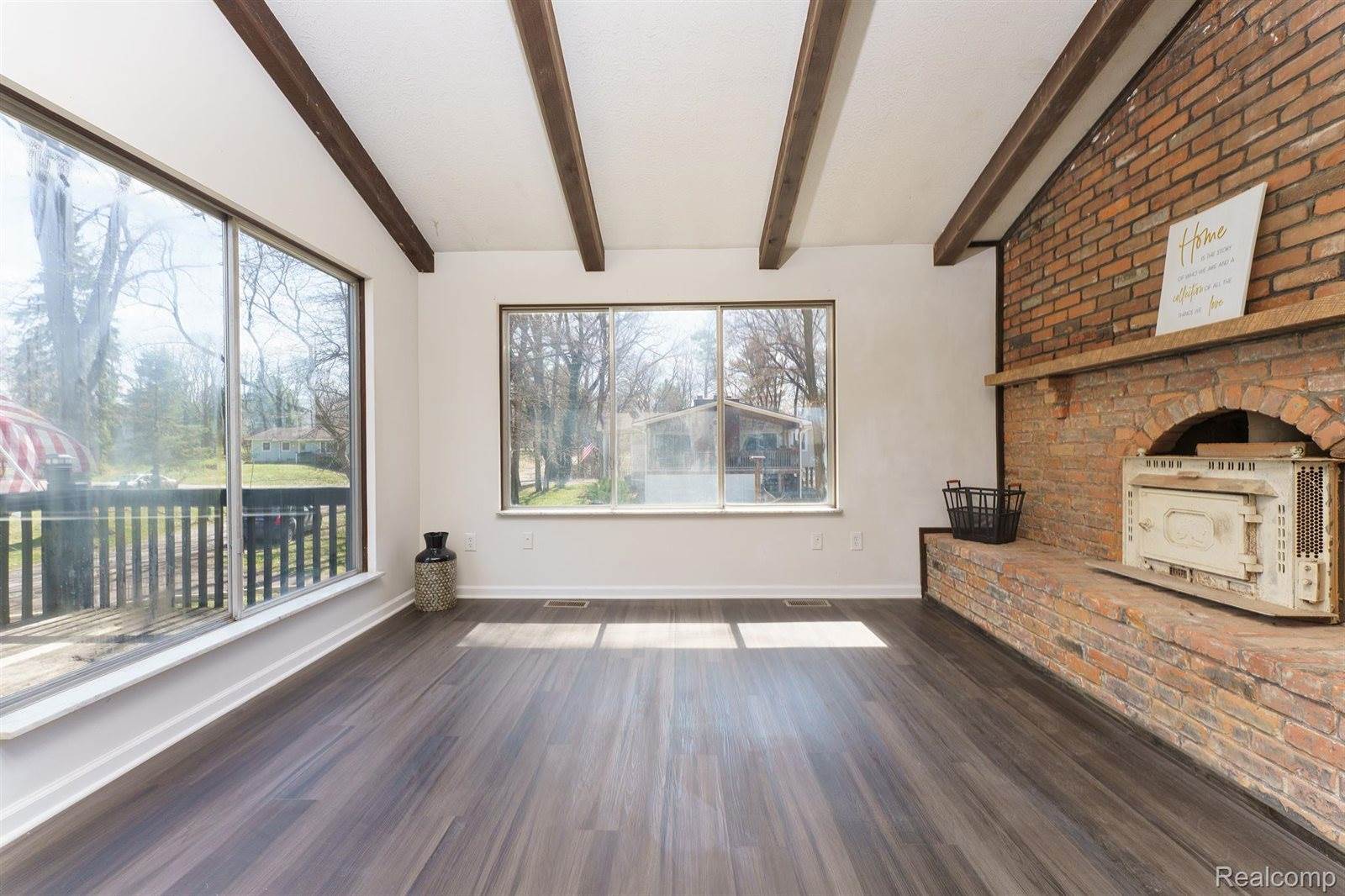 1379 Roberta Court, OceolaTownship_Livingston, MI 48843