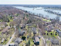 1379 Roberta Court, OceolaTownship_Livingston, MI 48843