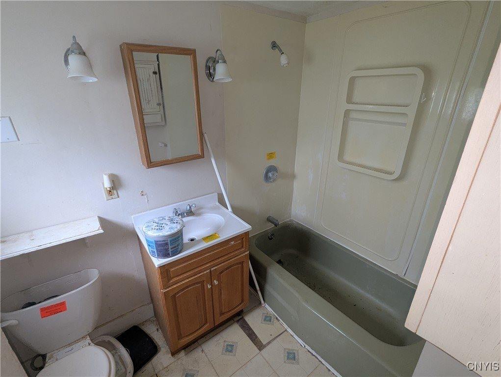 51 Warren Street, Tully, NY 13159