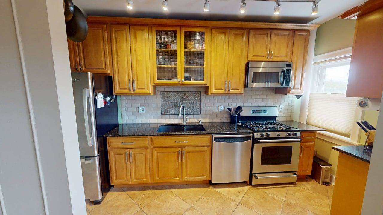 309 Emanuel Cleaver II Blvd #504, Kansas City, MO 64112