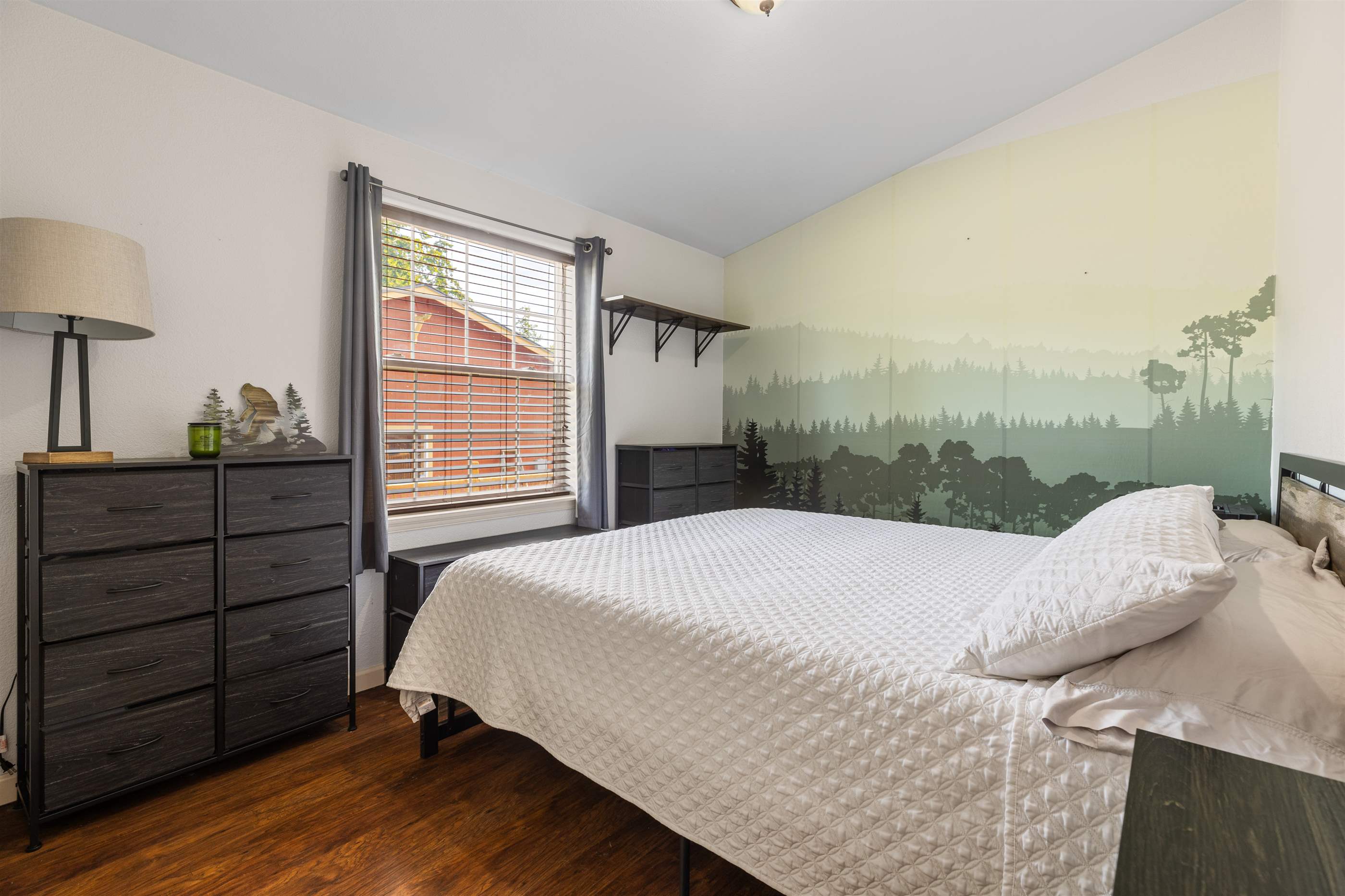 13640 Bayview Rd, Mount Vernon, WA 98273