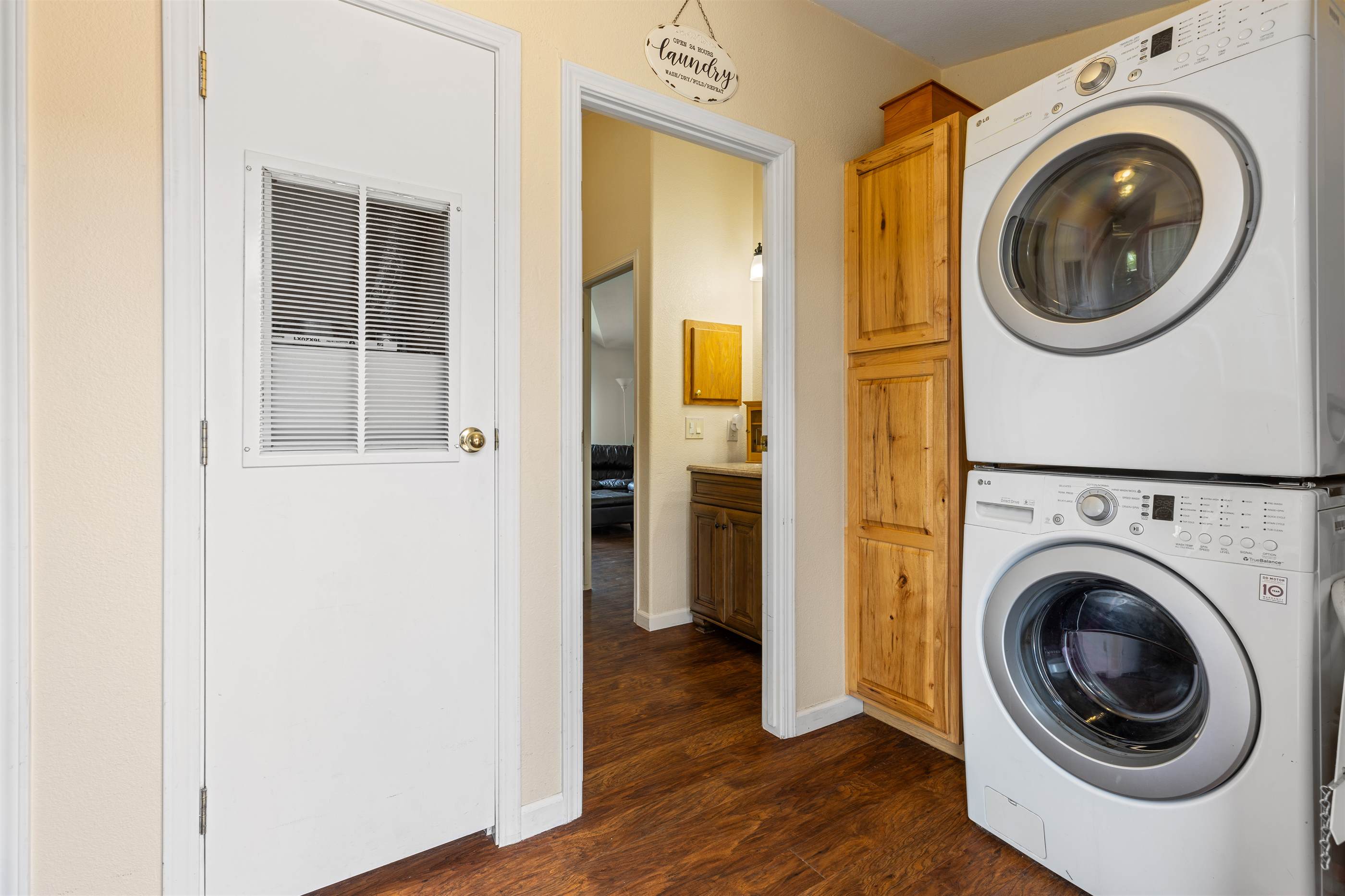 13640 Bayview Rd, Mount Vernon, WA 98273