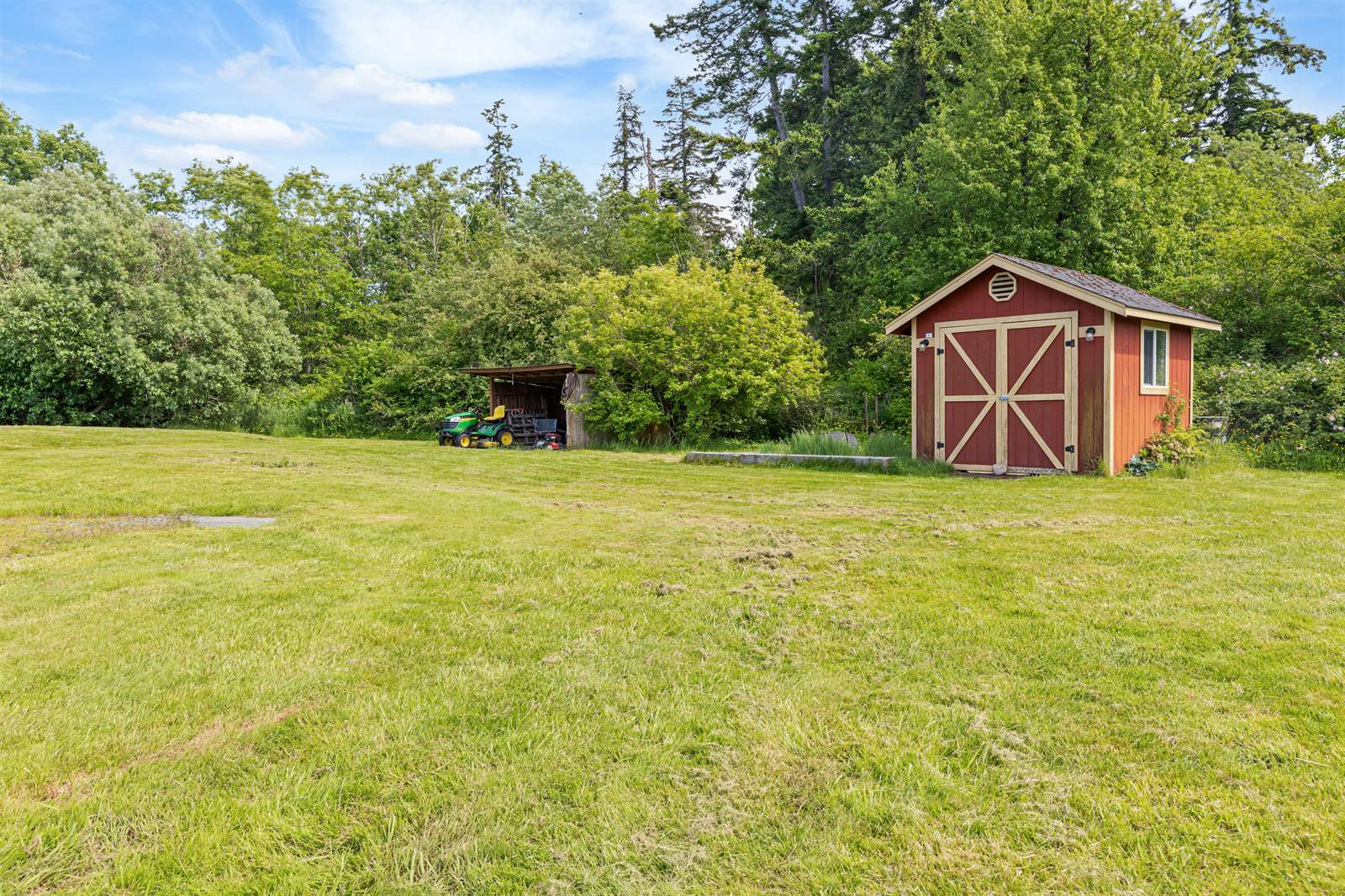 13640 Bayview Rd, Mount Vernon, WA 98273
