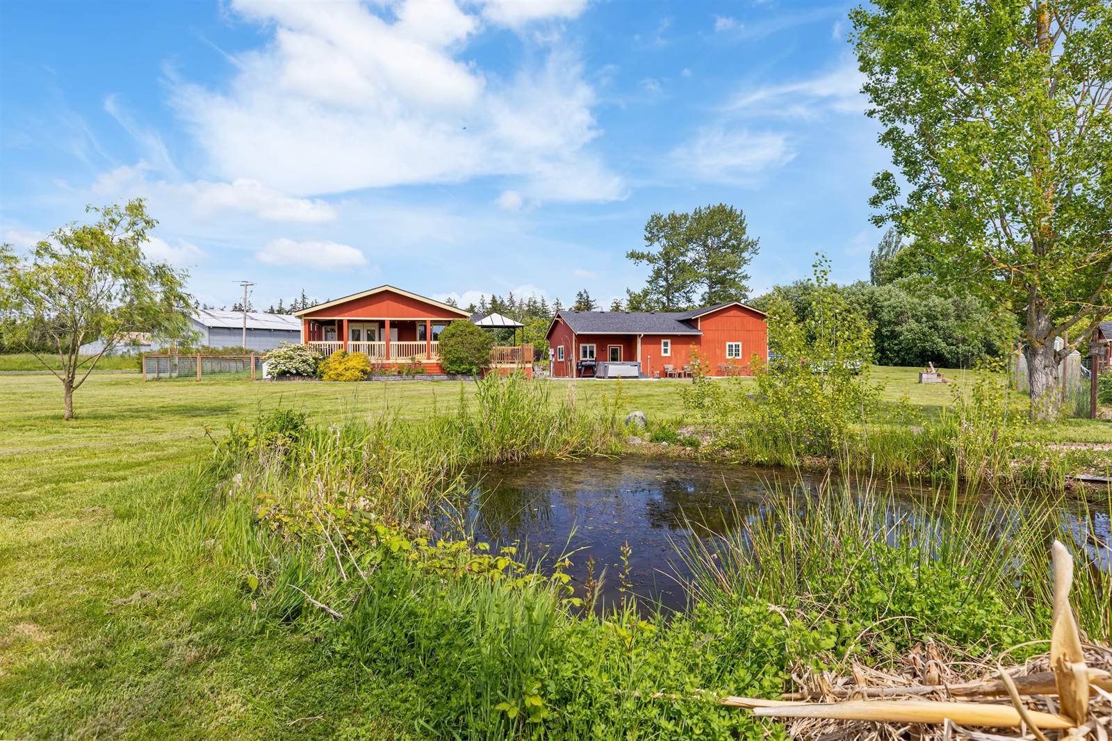 13640 Bayview Rd, Mount Vernon, WA 98273