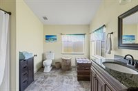 13640 Bayview Rd, Mount Vernon, WA 98273