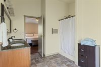 13640 Bayview Rd, Mount Vernon, WA 98273