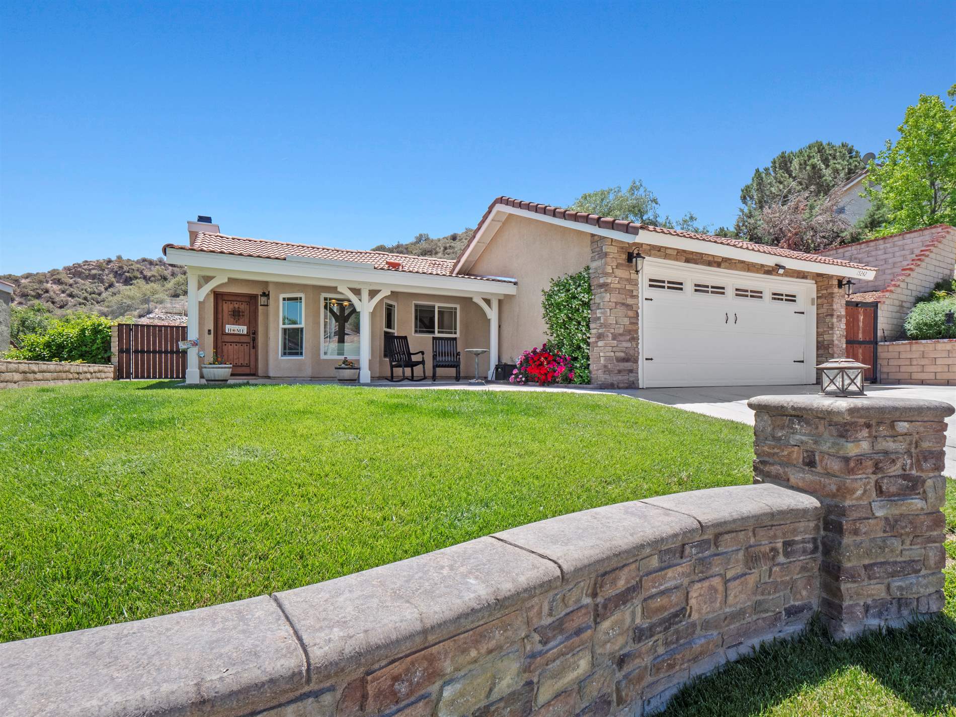 15242 Poppy Meadow St, Canyon Country, CA 91387