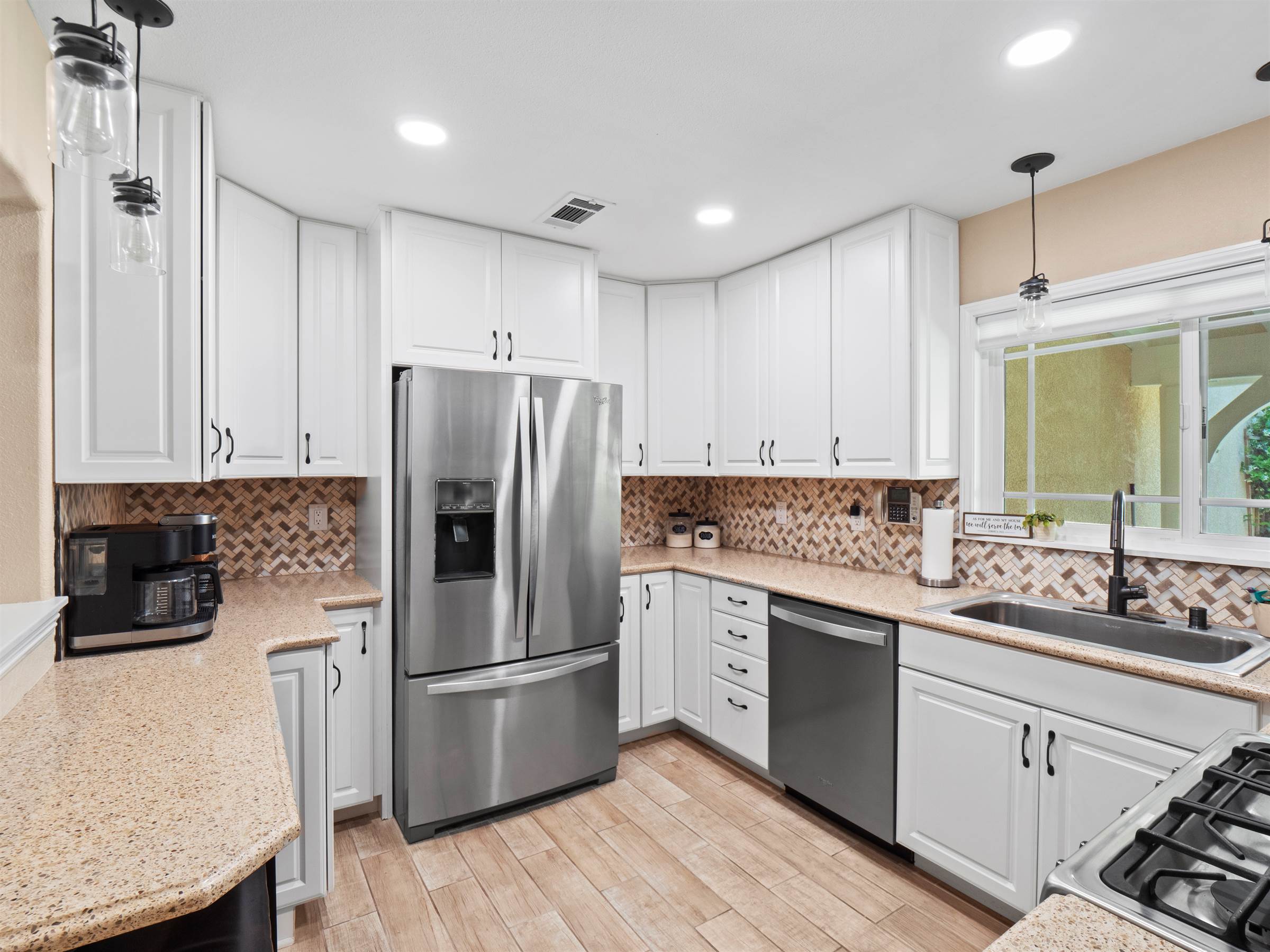 15242 Poppy Meadow St, Canyon Country, CA 91387