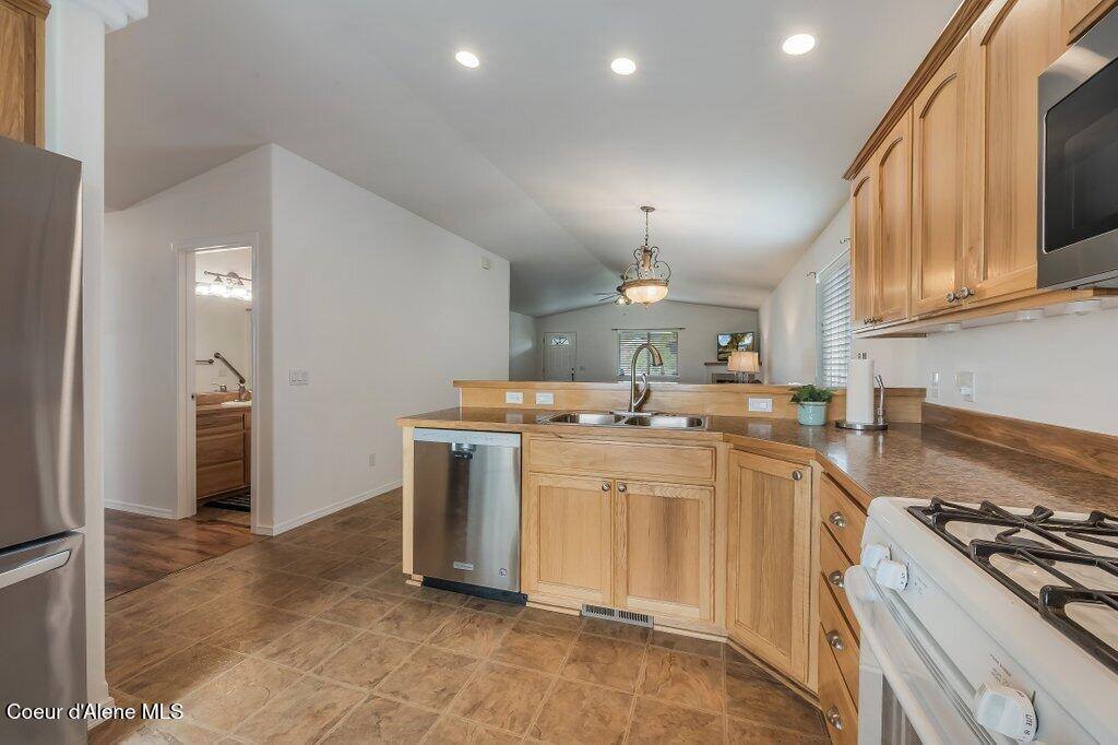 13458 North Bighorn Canyon St, Rathdrum, ID 83858