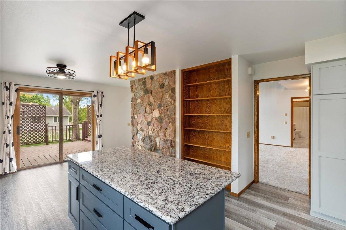 1000 W Chapel Street, Marshfield, WI 54449