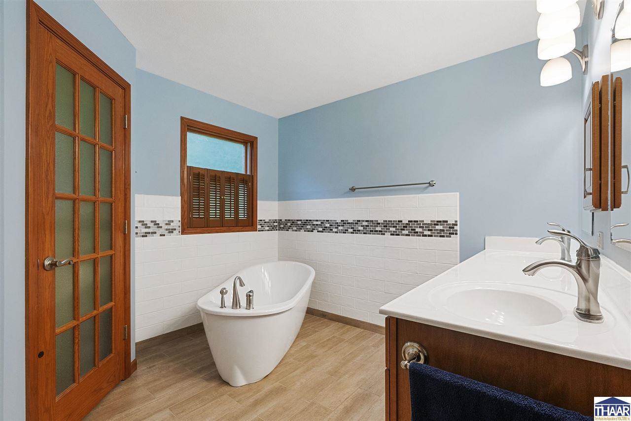 2987 Winthrop, Terre Haute, IN 47803