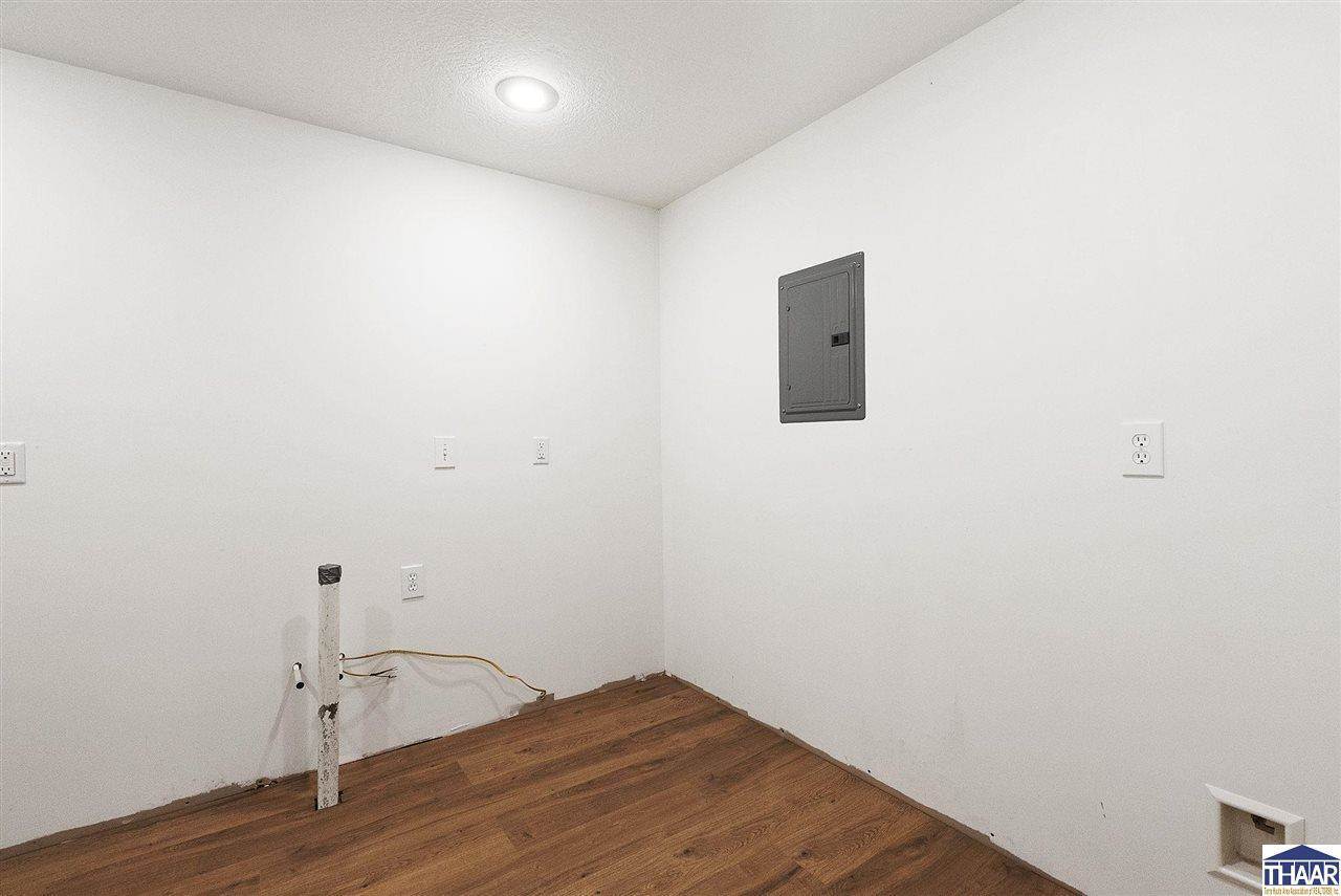 2987 Winthrop, Terre Haute, IN 47803