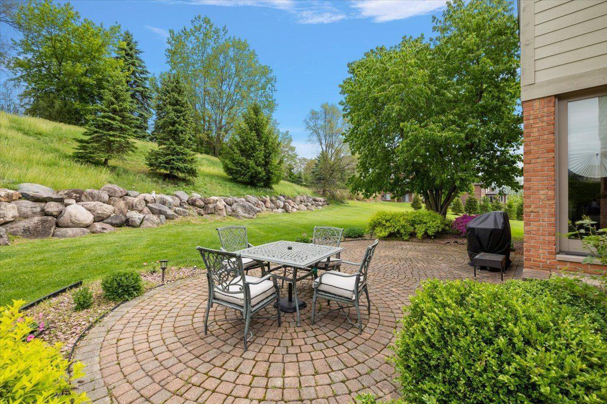 18730 Marble Head Drive, NorthvilleTownship_Wayne, MI 48168