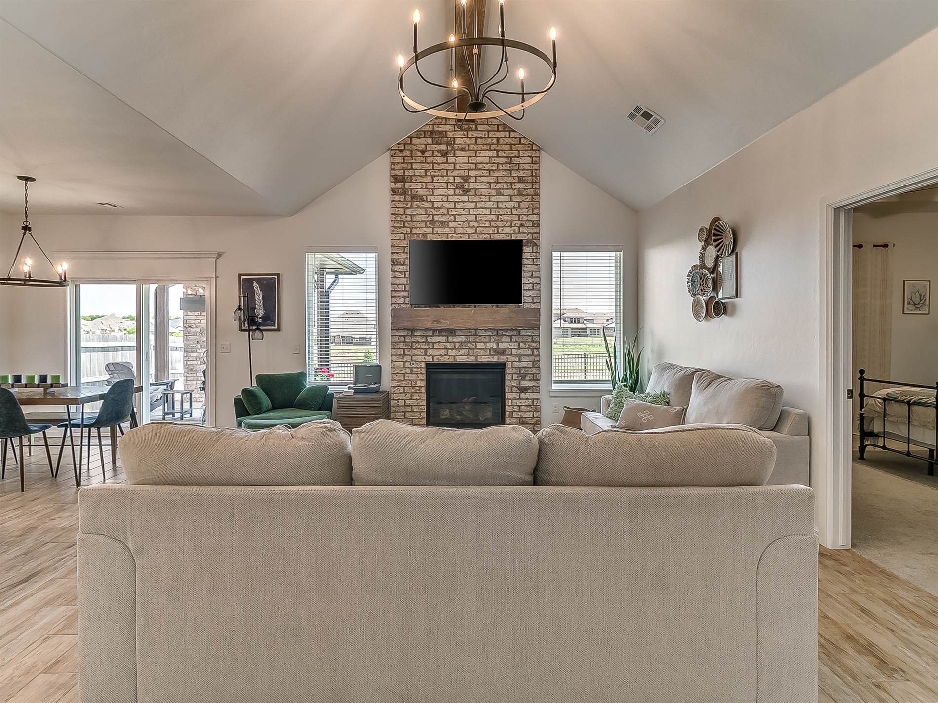 18516 Autumn Grove Dr., Edmond, OK 73012