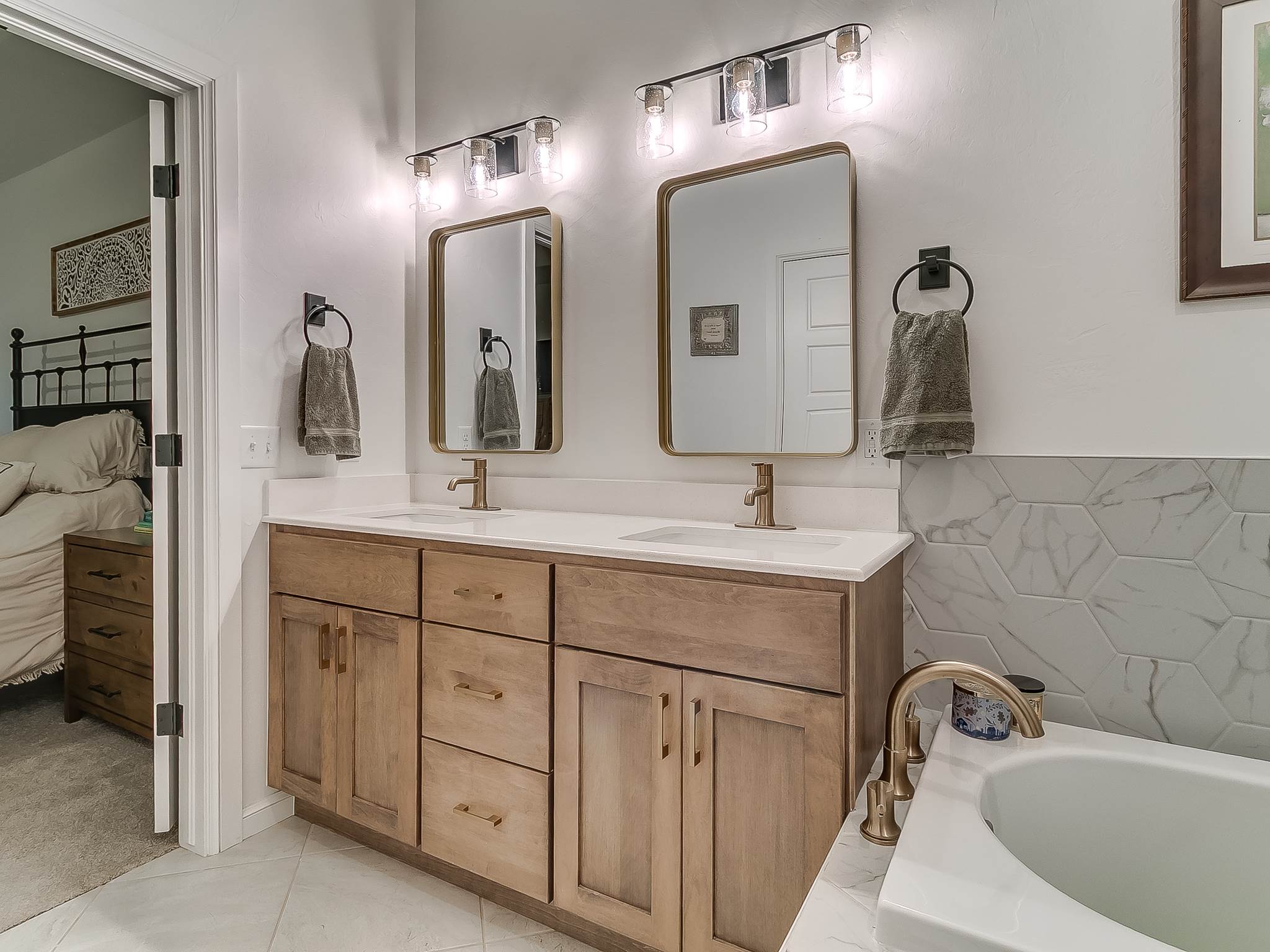 18516 Autumn Grove Dr., Edmond, OK 73012