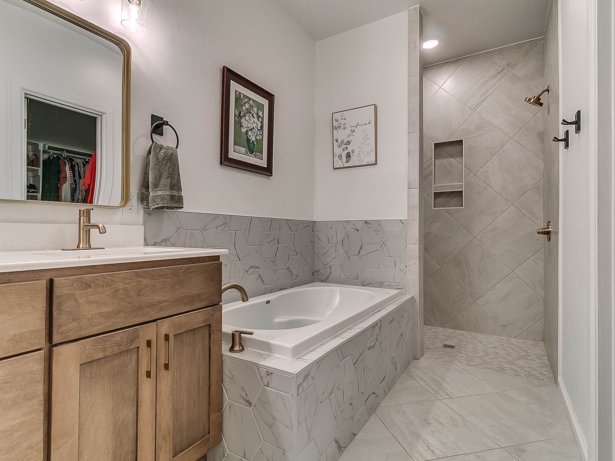 18516 Autumn Grove Dr., Edmond, OK 73012