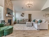 18516 Autumn Grove Dr., Edmond, OK 73012