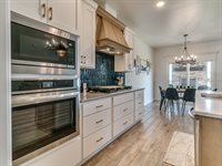 18516 Autumn Grove Dr., Edmond, OK 73012