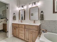 18516 Autumn Grove Dr., Edmond, OK 73012