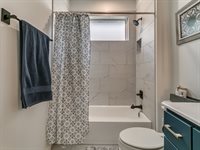 18516 Autumn Grove Dr., Edmond, OK 73012