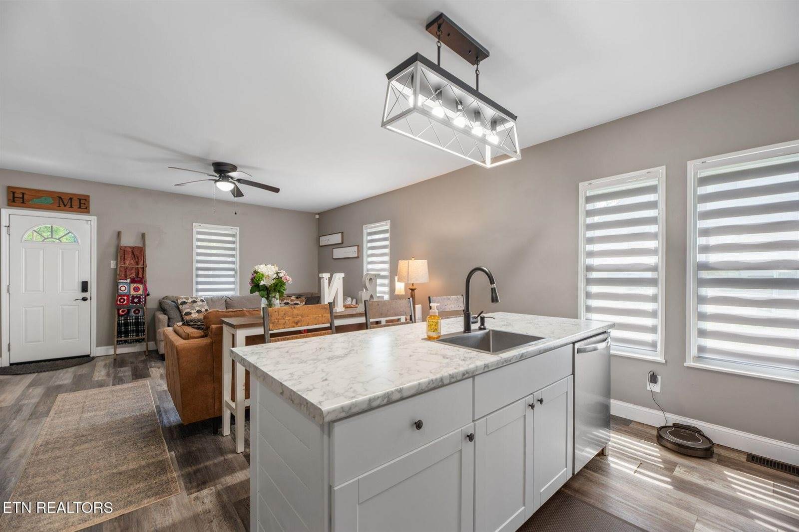 707 Front St, Maryville, TN 37804