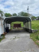 310 Hickory St, Harriman, TN 37748