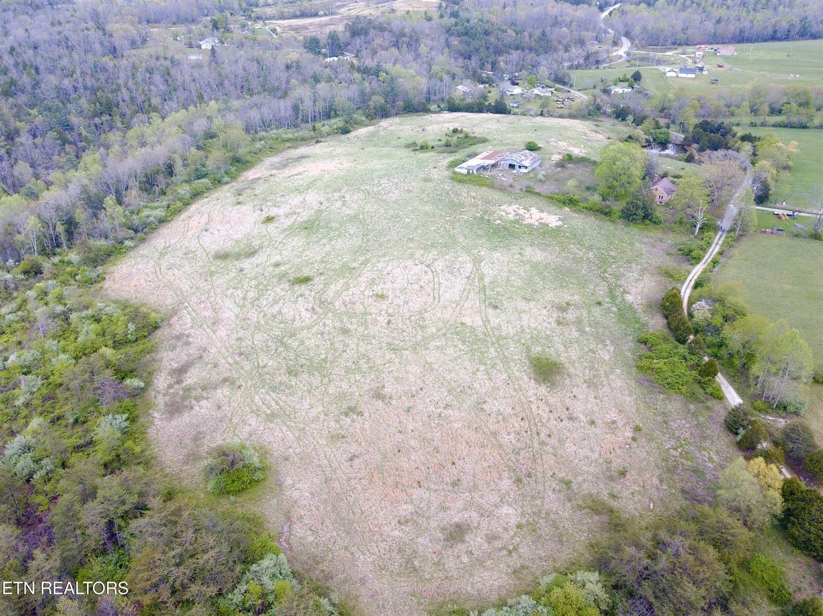 174 Stanley Bates Rd, Lancing, TN 37770